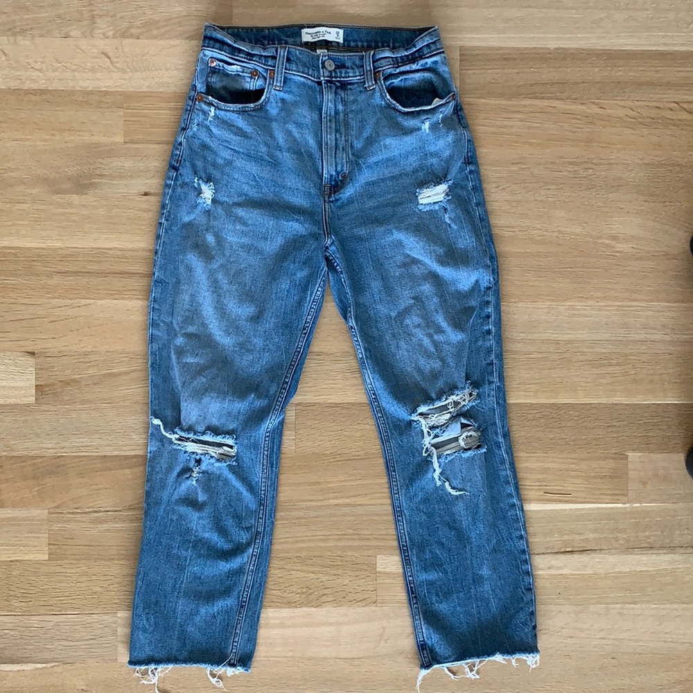 Abercrombie and Fitch curve love ankle straight ultra high rise size 8